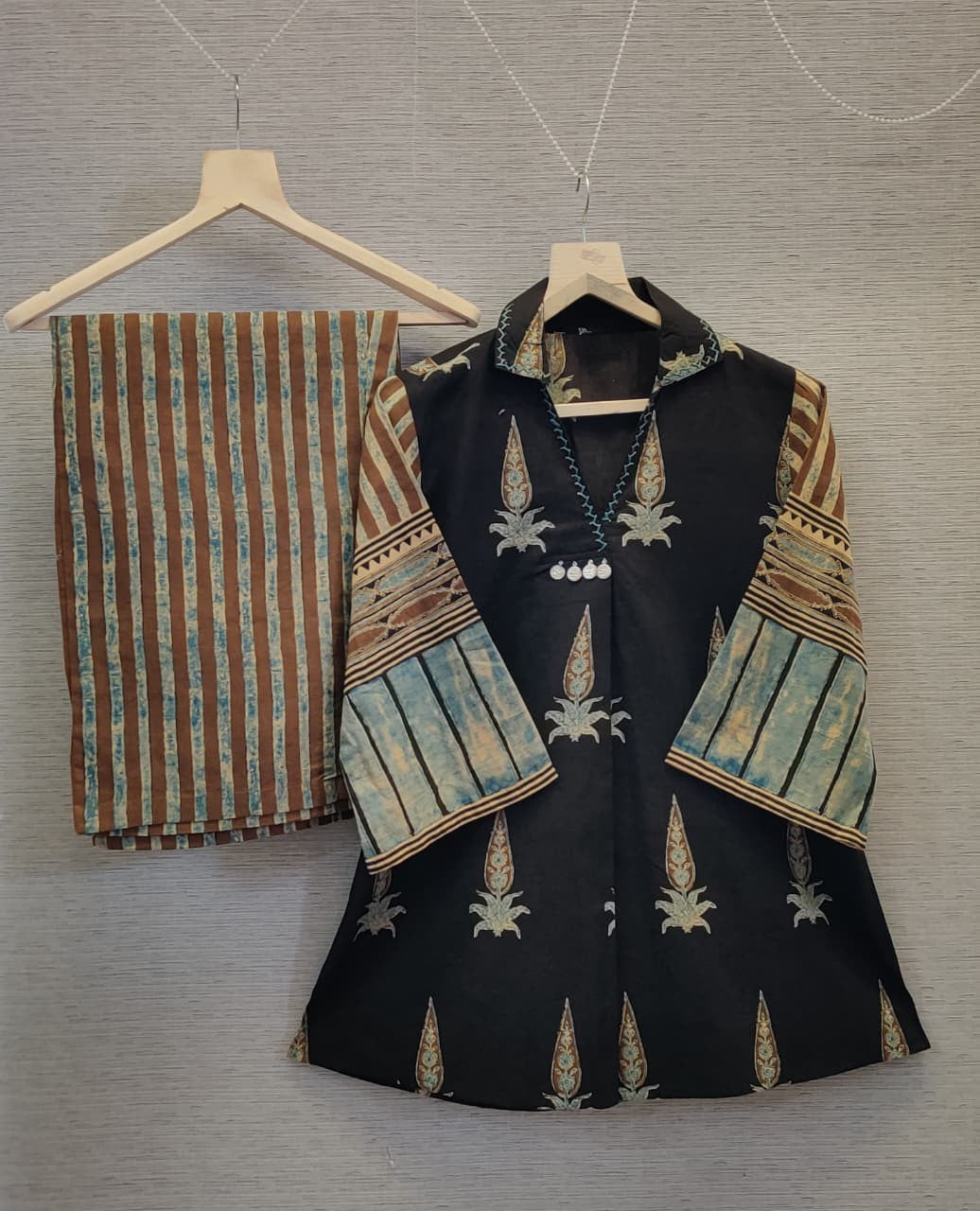 Black Ethnic Print Cotton Short Kurta with Striped Pants