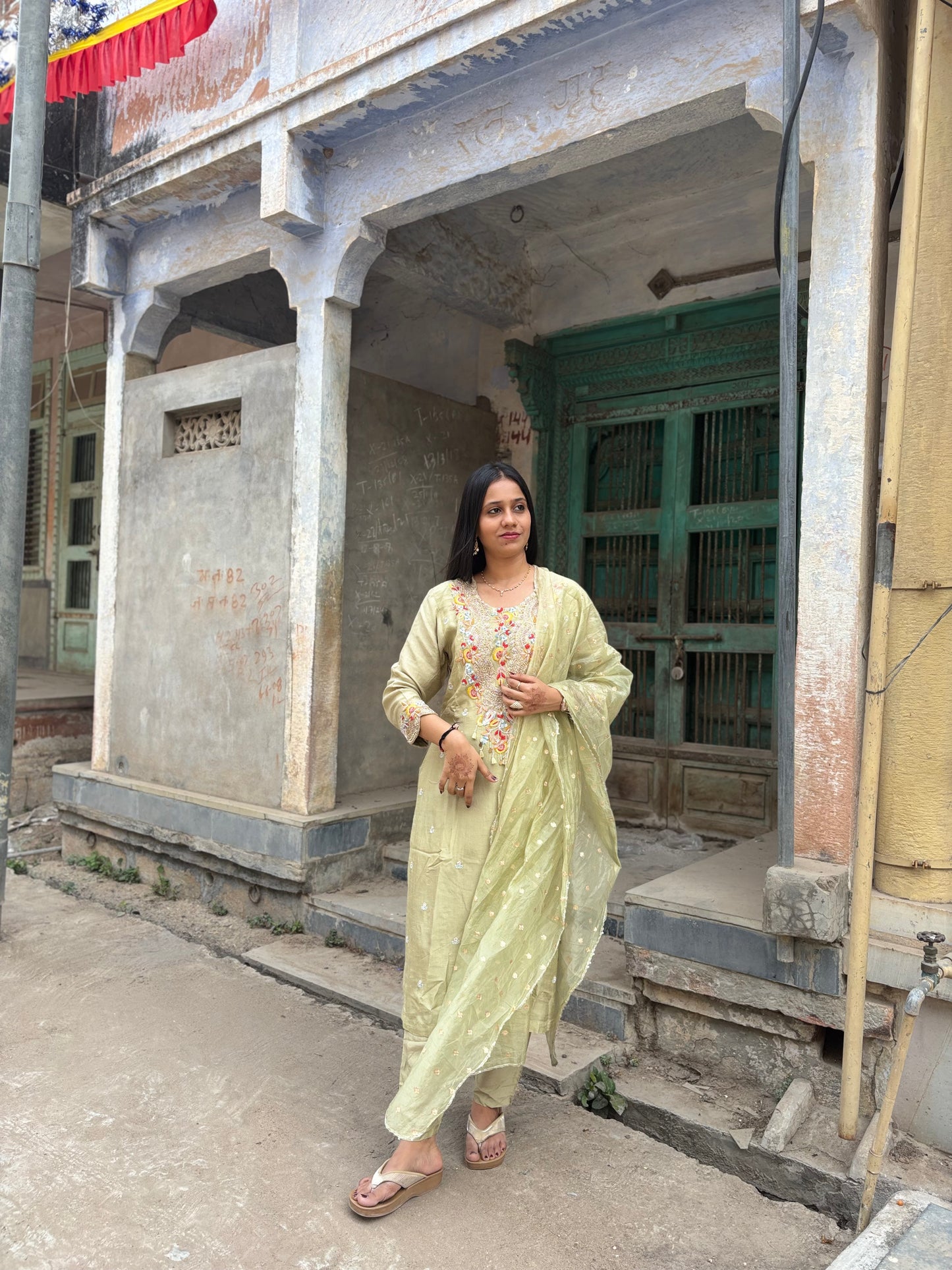 Pastel Green Salwar Suit set - Suit Set Kurti Pant Dupatta Set