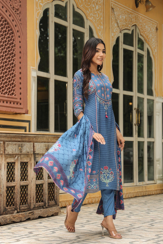 Blue embroidered Salwar suit set - Suit Set Kurti Pant Dupatta Set