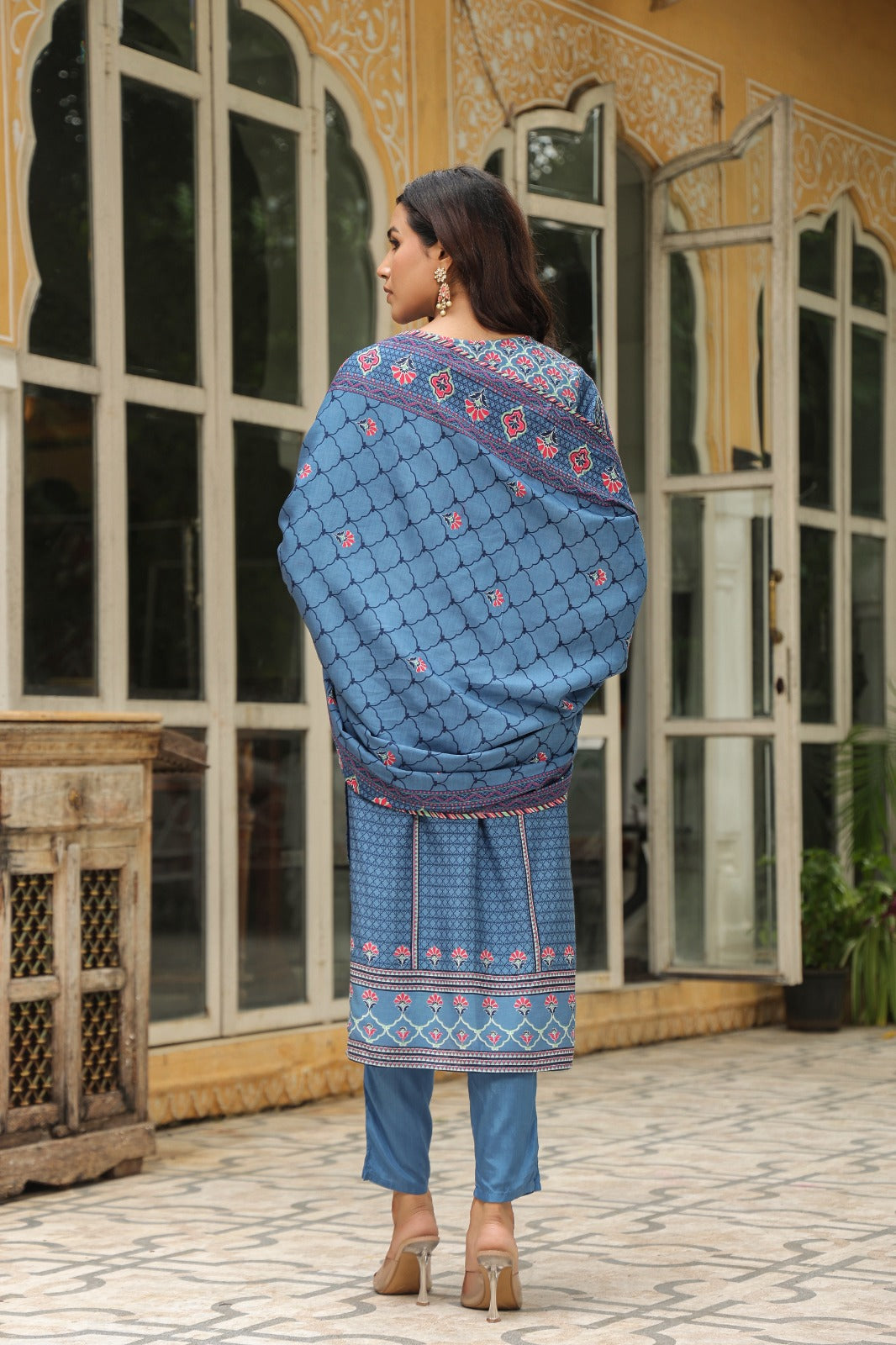 Blue embroidered Salwar suit set - Suit Set Kurti Pant Dupatta Set