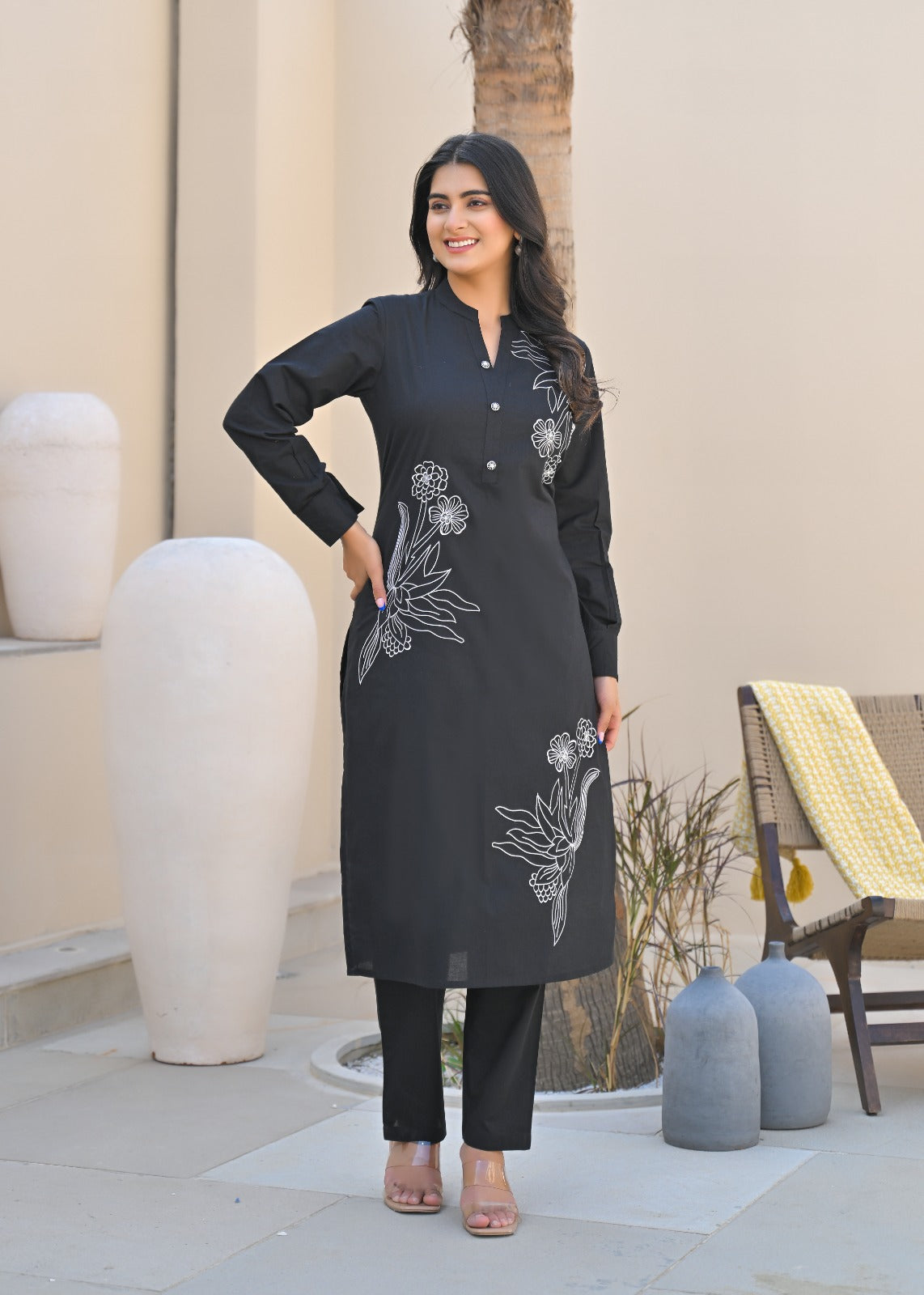 Black full sleeve embroidered V neck Cotton Kurti Pant set