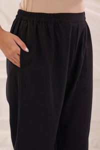 Black Cotton Solid Relaxed fit trouser