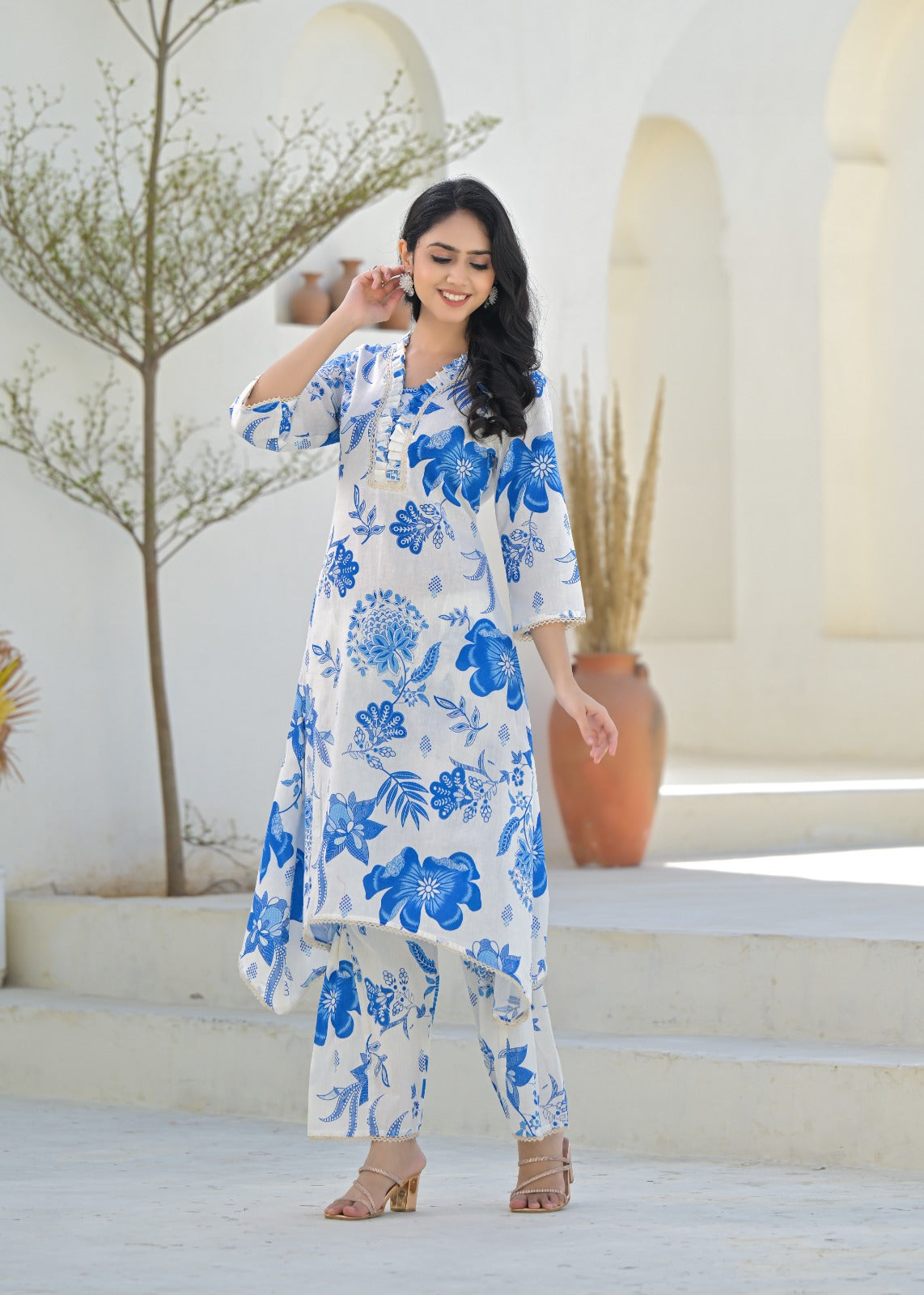 Blue & White floral printed Cotton Kurti Pant Set - Suit Set Kurti Pant Dupatta Set