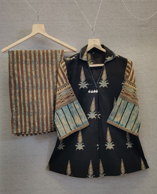 Black Ethnic Print Cotton Short Kurta with Striped Pants