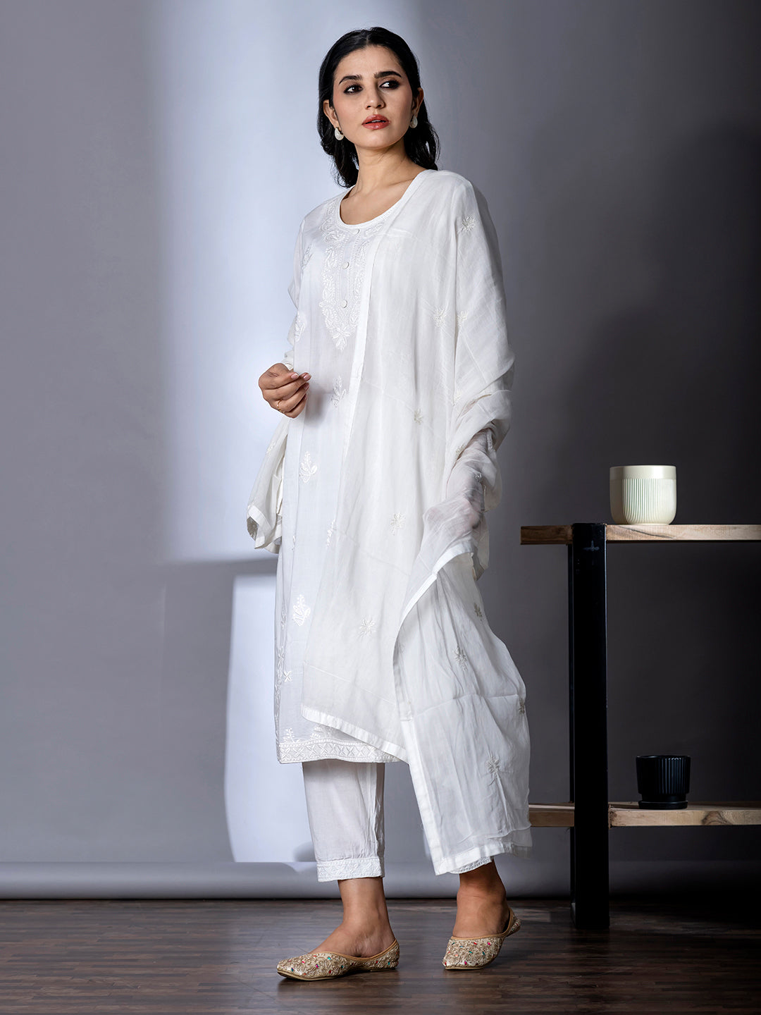 White Embroidered Kurta Pant Dupatta set - Suit Set Kurti Pant Dupatta Set