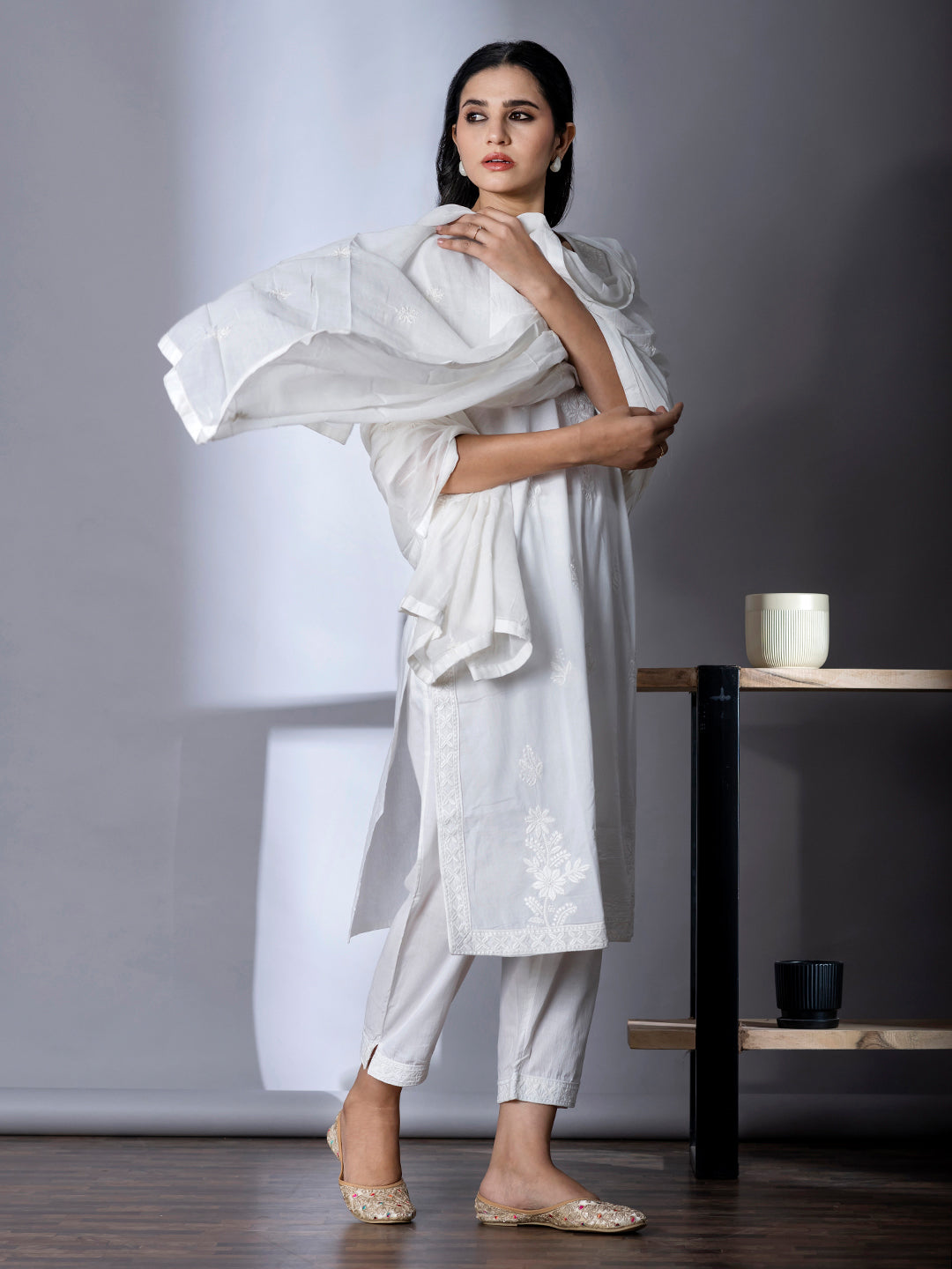 White Embroidered Kurta Pant Dupatta set - Suit Set Kurti Pant Dupatta Set