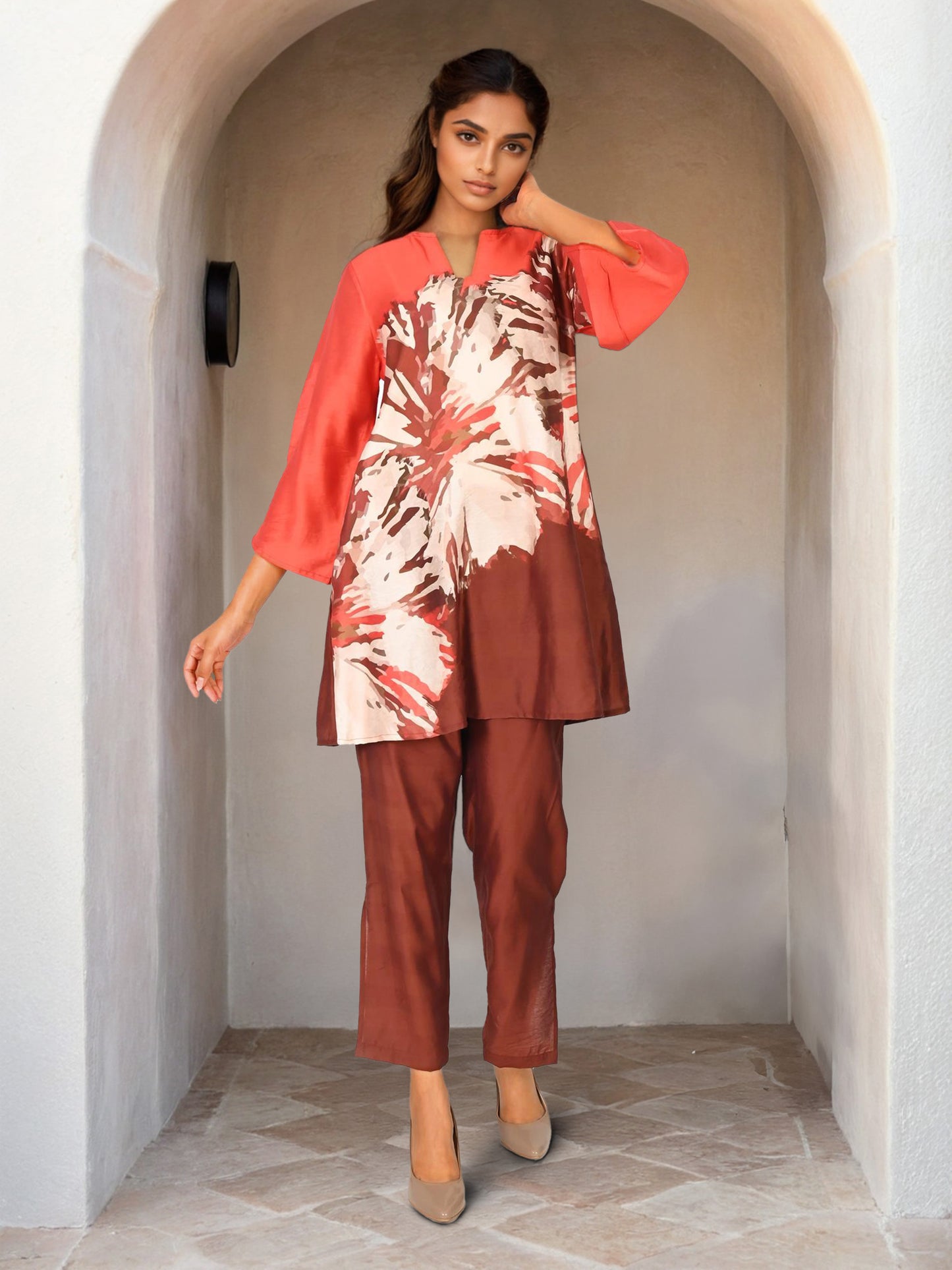 Abstract Print Kurta Pant Set with Straight Fit