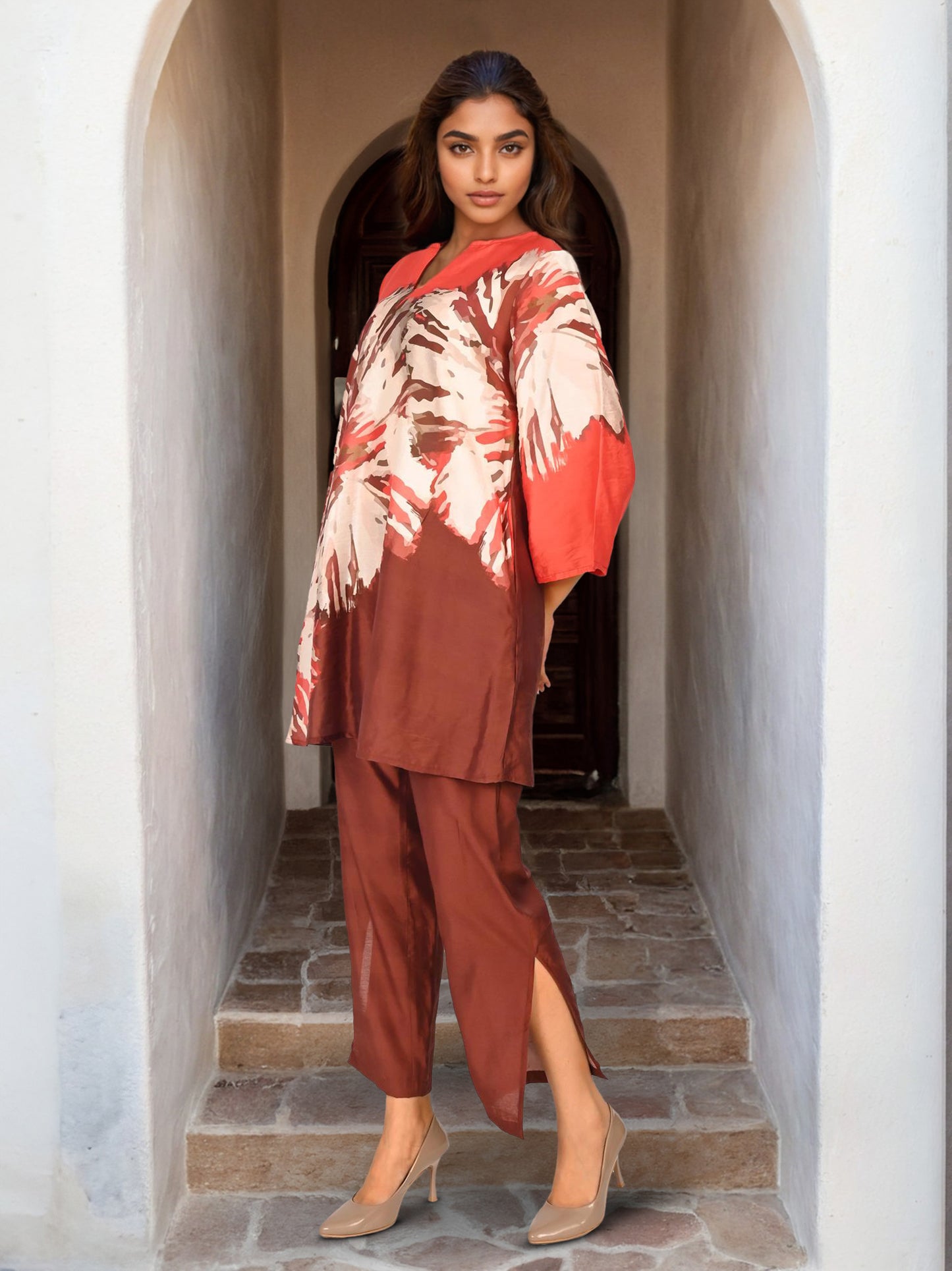 Abstract Print Kurta Pant Set with Straight Fit