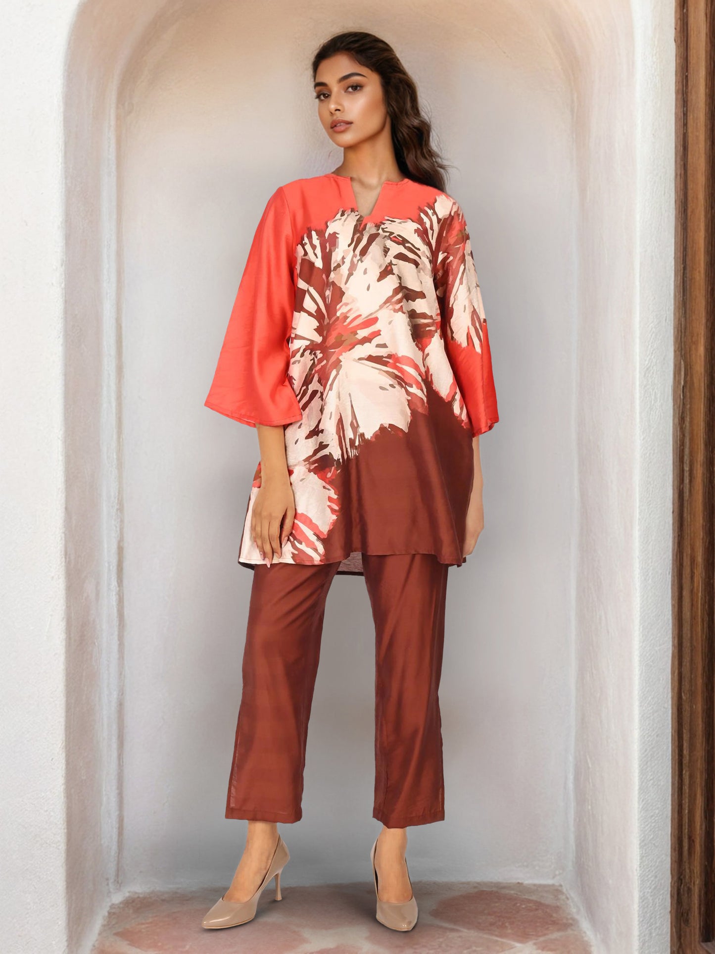 Abstract Print Kurta Pant Set with Straight Fit