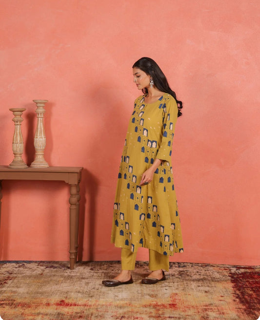 Asymmetric  Jharoka Cotton Printed Kurta Pant Set