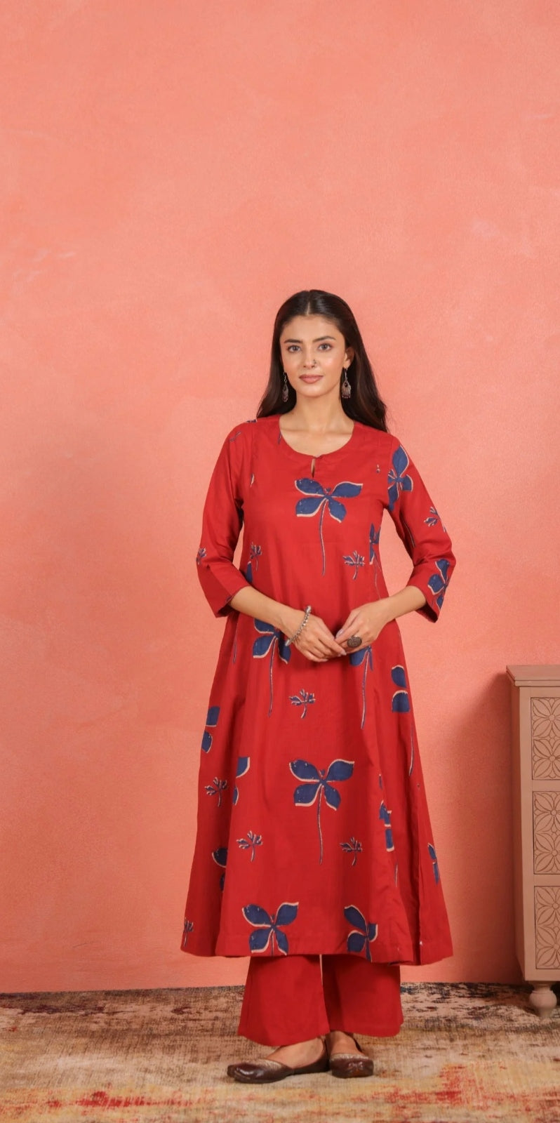 Asymmetric Cotton Printed Kurta Pant Set| Jharoka and Floral Print