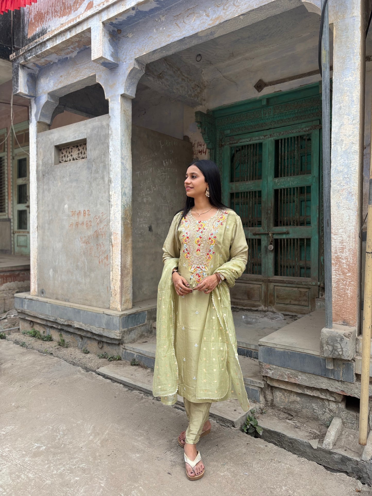 Pastel Green Salwar Suit set - Suit Set Kurti Pant Dupatta Set