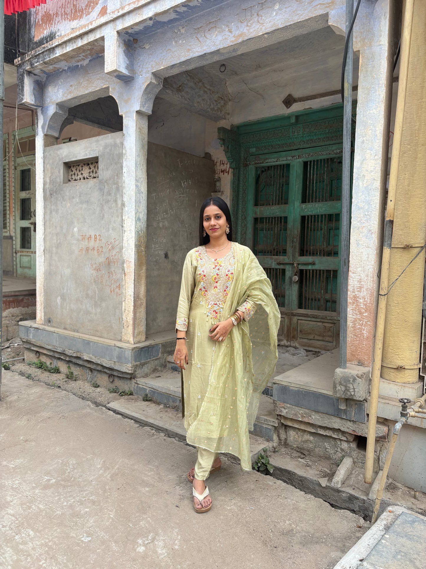 Pastel Green Salwar Suit set - Suit Set Kurti Pant Dupatta Set