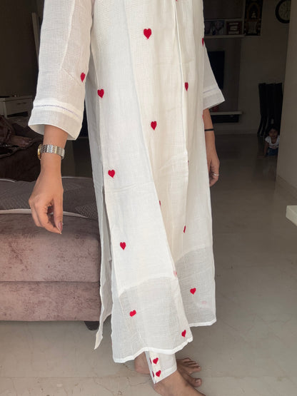 Red Heart Embroidery White Kurta Pant Set