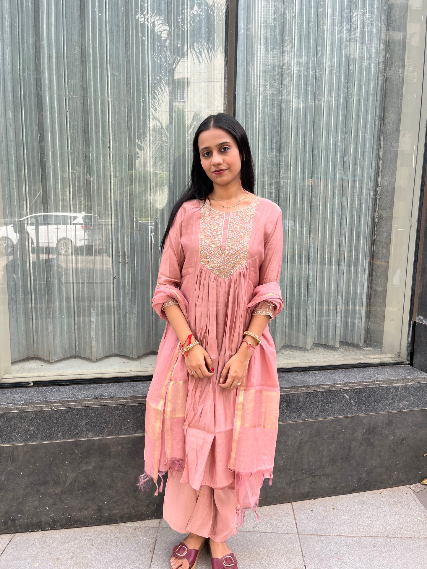 Chaand Embroidered Kurta Pant Dupatta Set