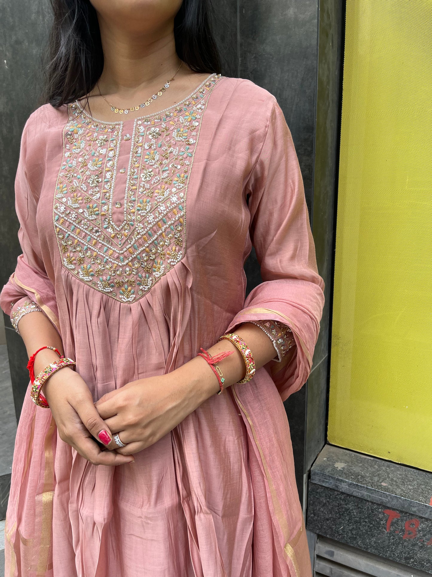 Chaand Embroidered Kurta Pant Dupatta Set
