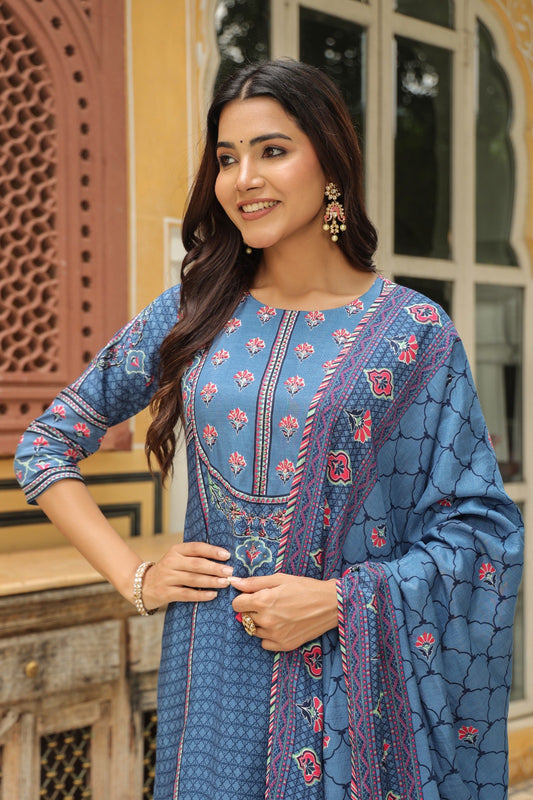 Blue embroidered Salwar suit set - Suit Set Kurti Pant Dupatta Set