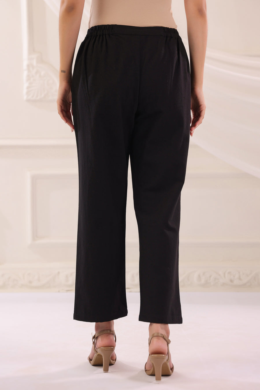 Black Cotton Solid Relaxed fit trouser